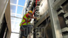 Installation d'un ecran LED fullcolor de 60 m� en fa�ade du magasin Leclerc de Chinon.